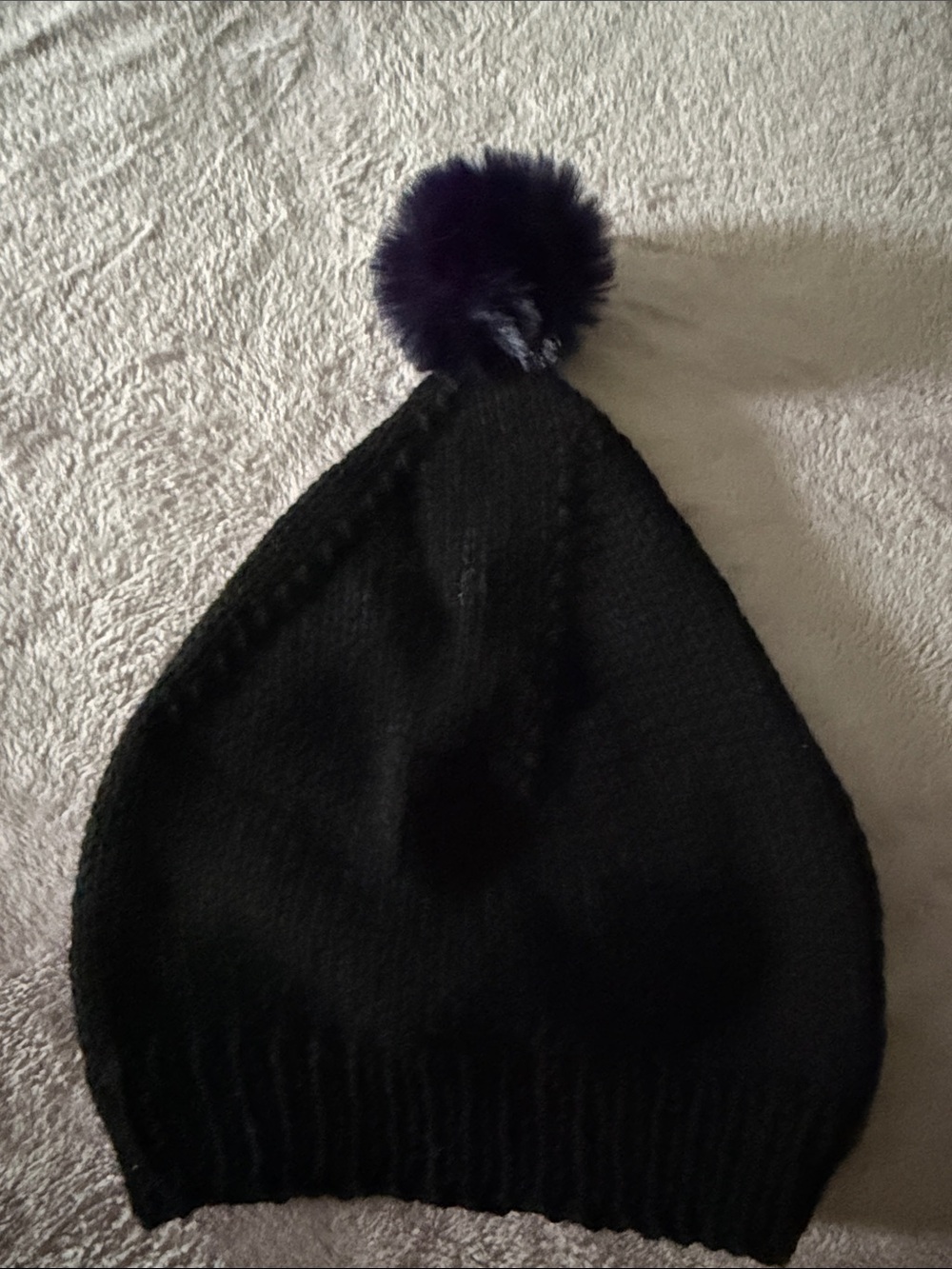 Black adults Pom-Pom Beanie Hat b